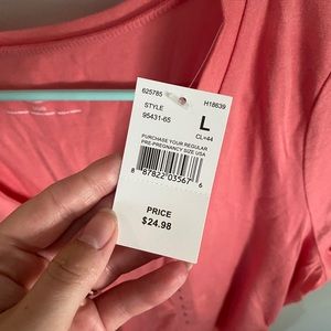 Motherhood Maternity tee